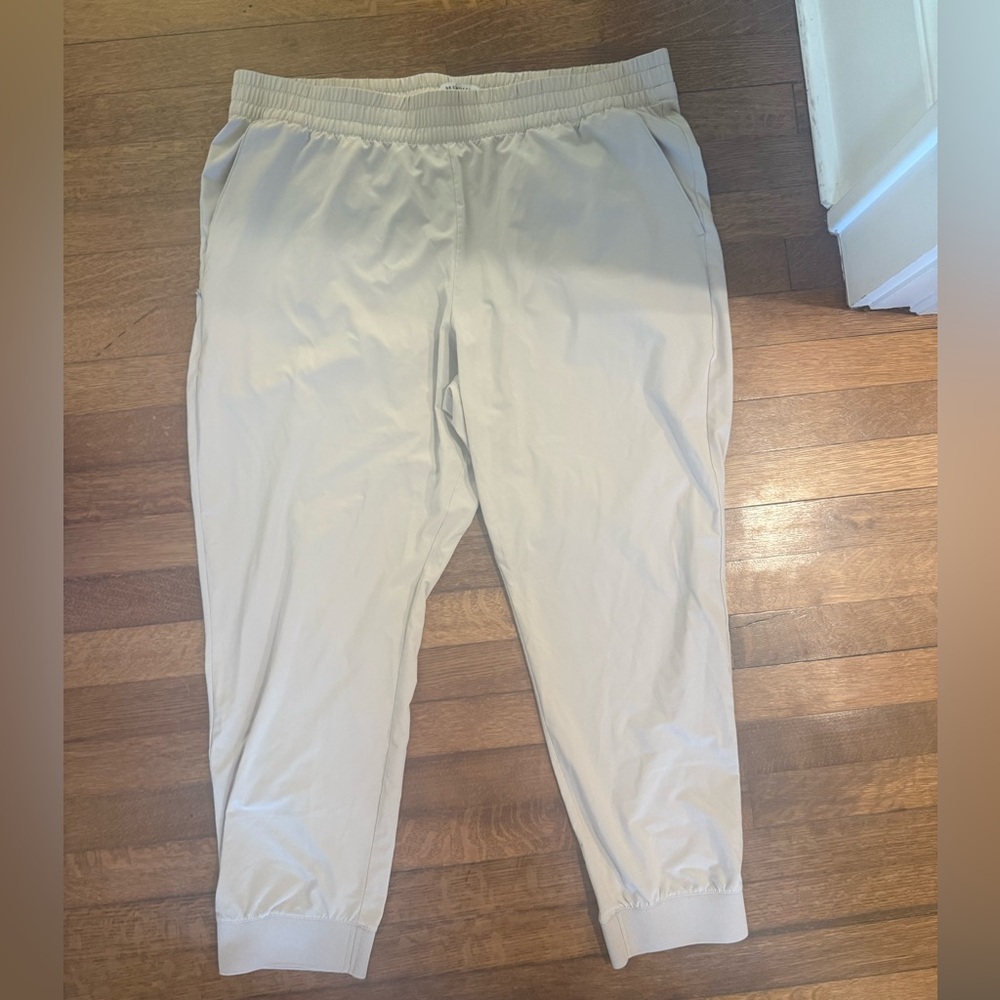 Banana Republic BR Standard women's athleisure joggers